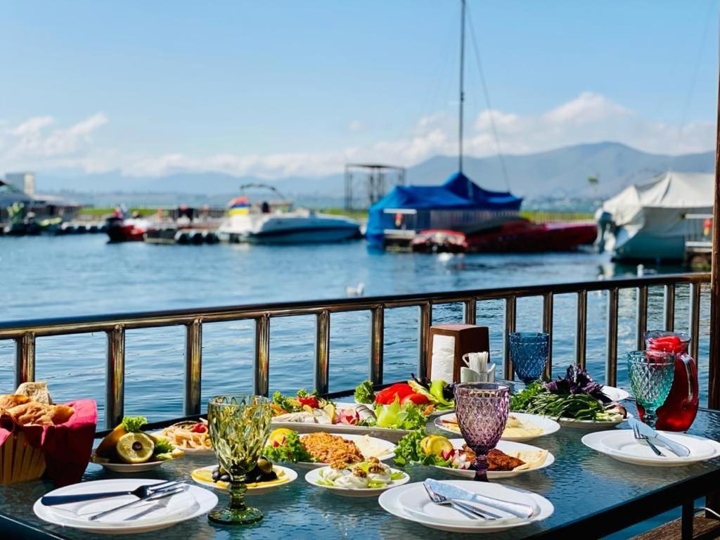 Noy Land Resort Sevan Eksteriør bilde