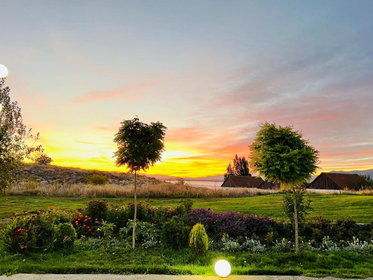 Noy Land Resort Sevan Eksteriør bilde